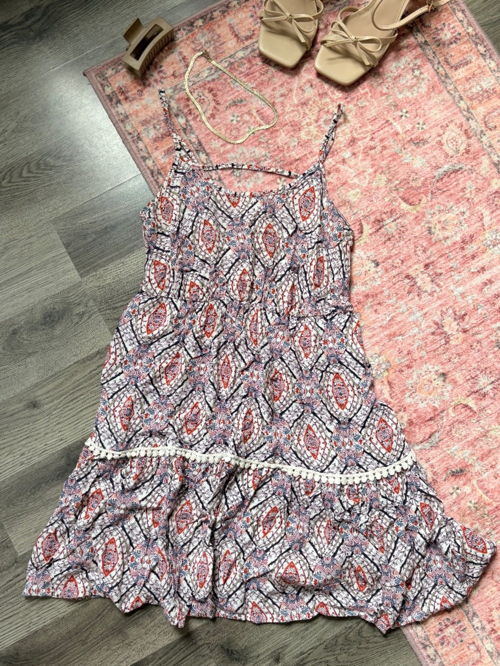 Multicolor Patterned Scoop Neck Mini Dress with Open Back Size XS
